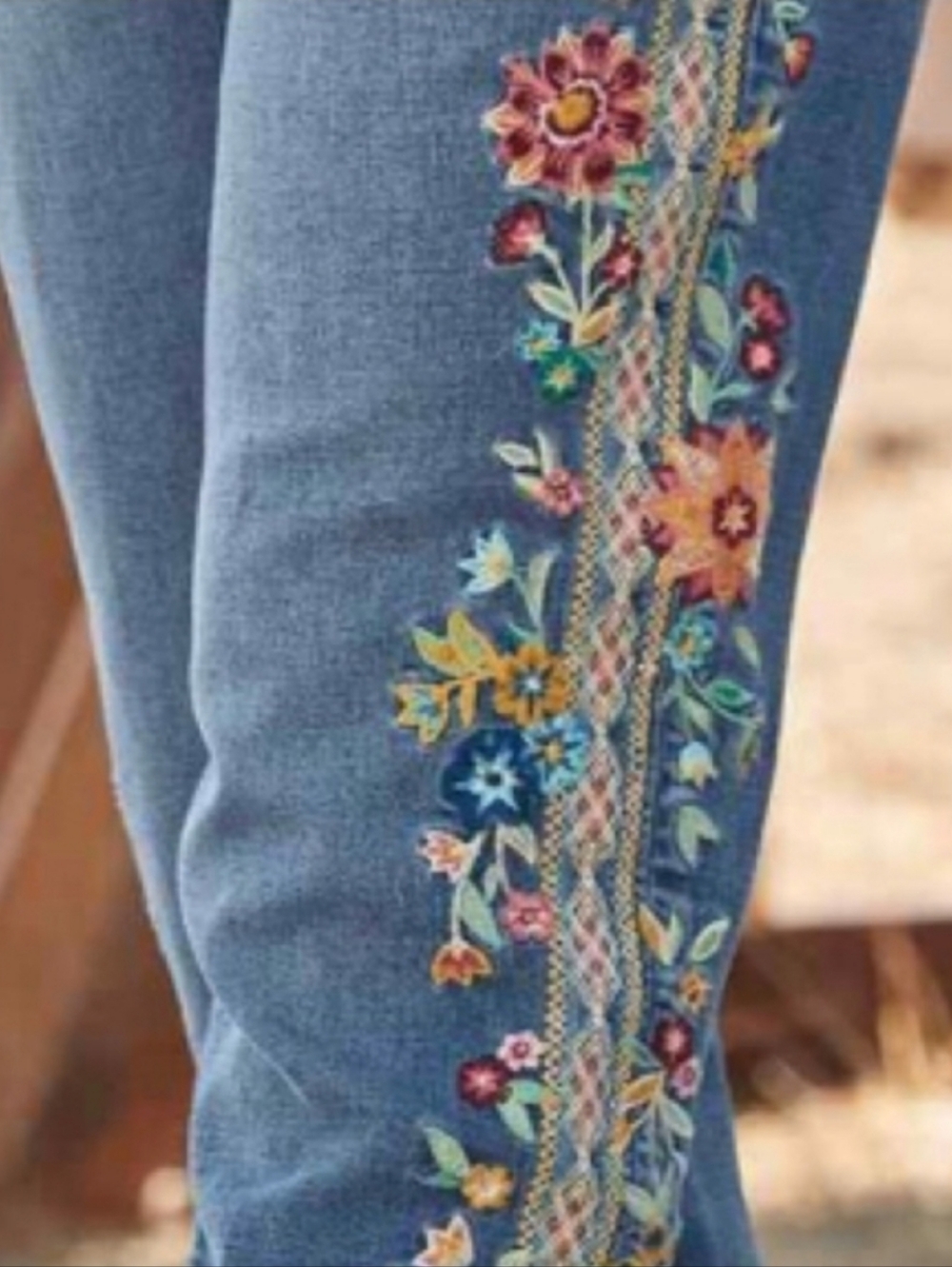 Driftwood Coastal Swell Floral Embroidered Joggers Garden Girl Sz Medium - Picture 5 of 12